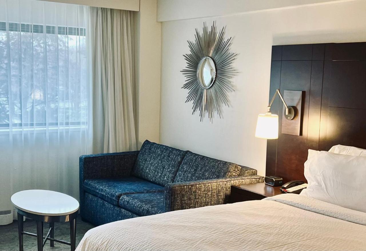 Holiday Inn Virginia Beach - Norfolk By Ihg Εξωτερικό φωτογραφία