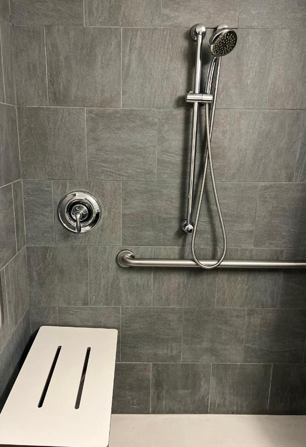 Holiday Inn Virginia Beach - Norfolk By Ihg Εξωτερικό φωτογραφία