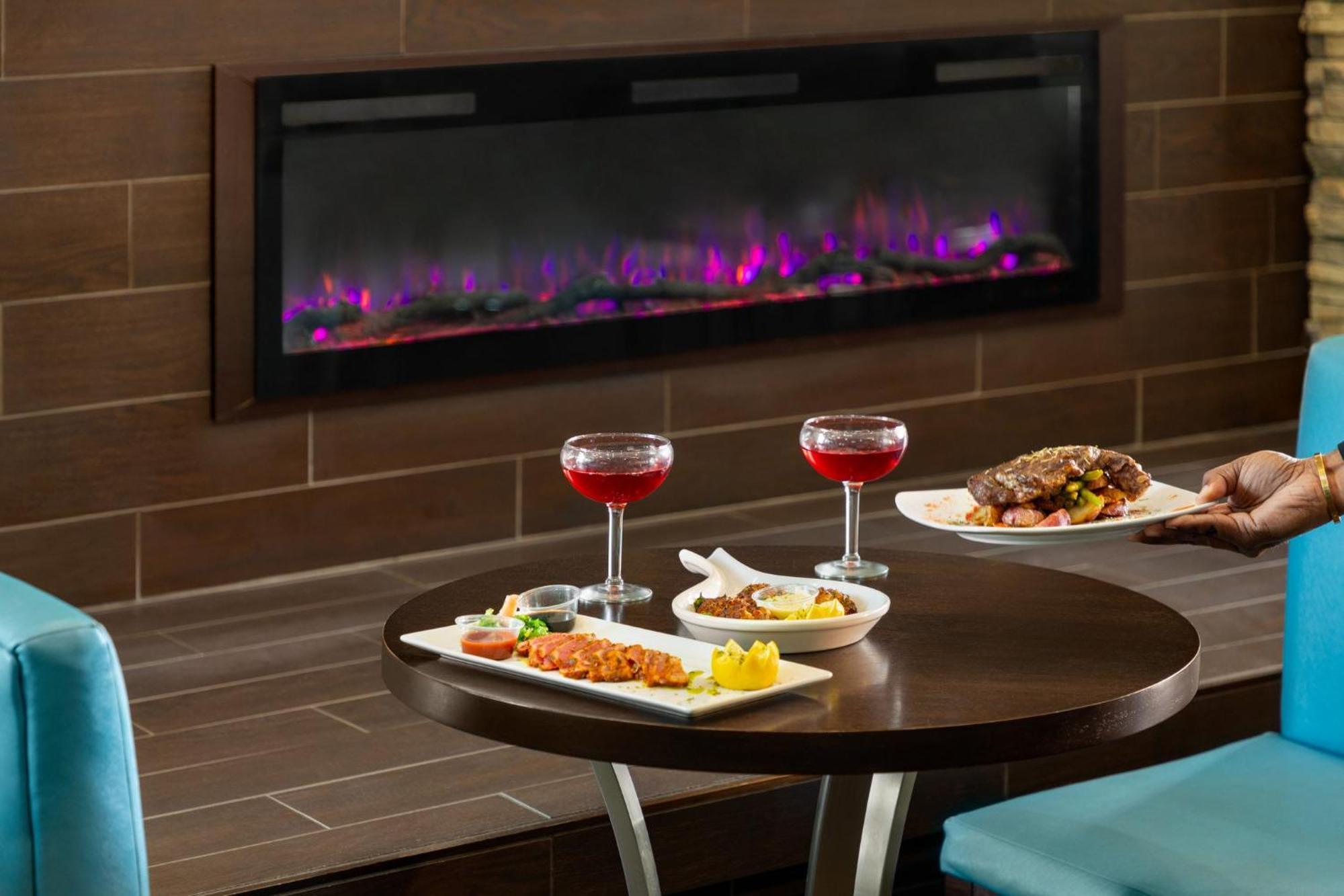 Holiday Inn Virginia Beach - Norfolk By Ihg Εξωτερικό φωτογραφία