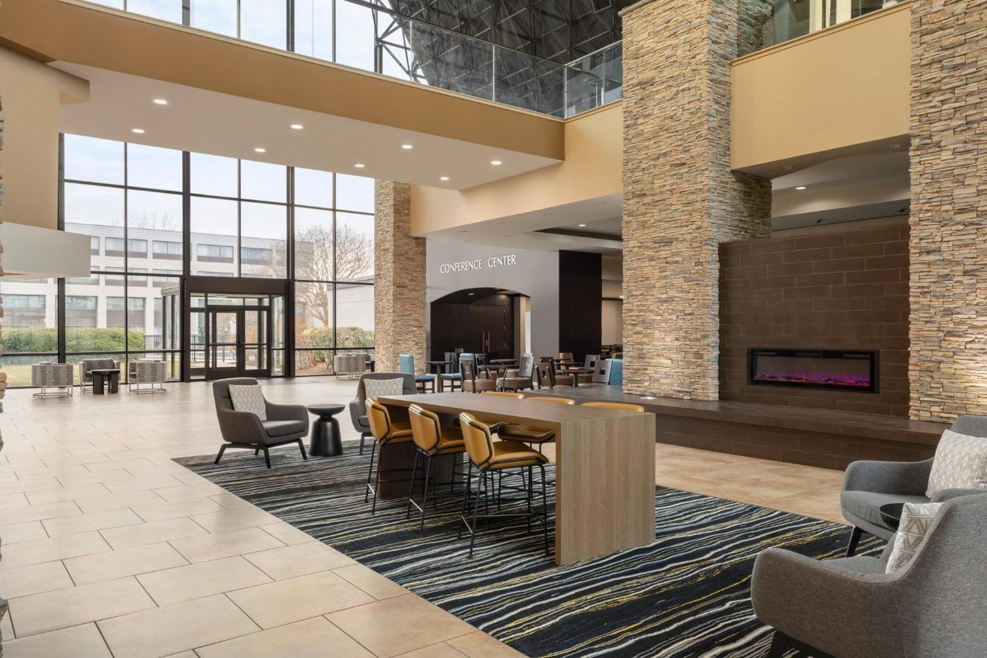 Holiday Inn Virginia Beach - Norfolk By Ihg Εξωτερικό φωτογραφία